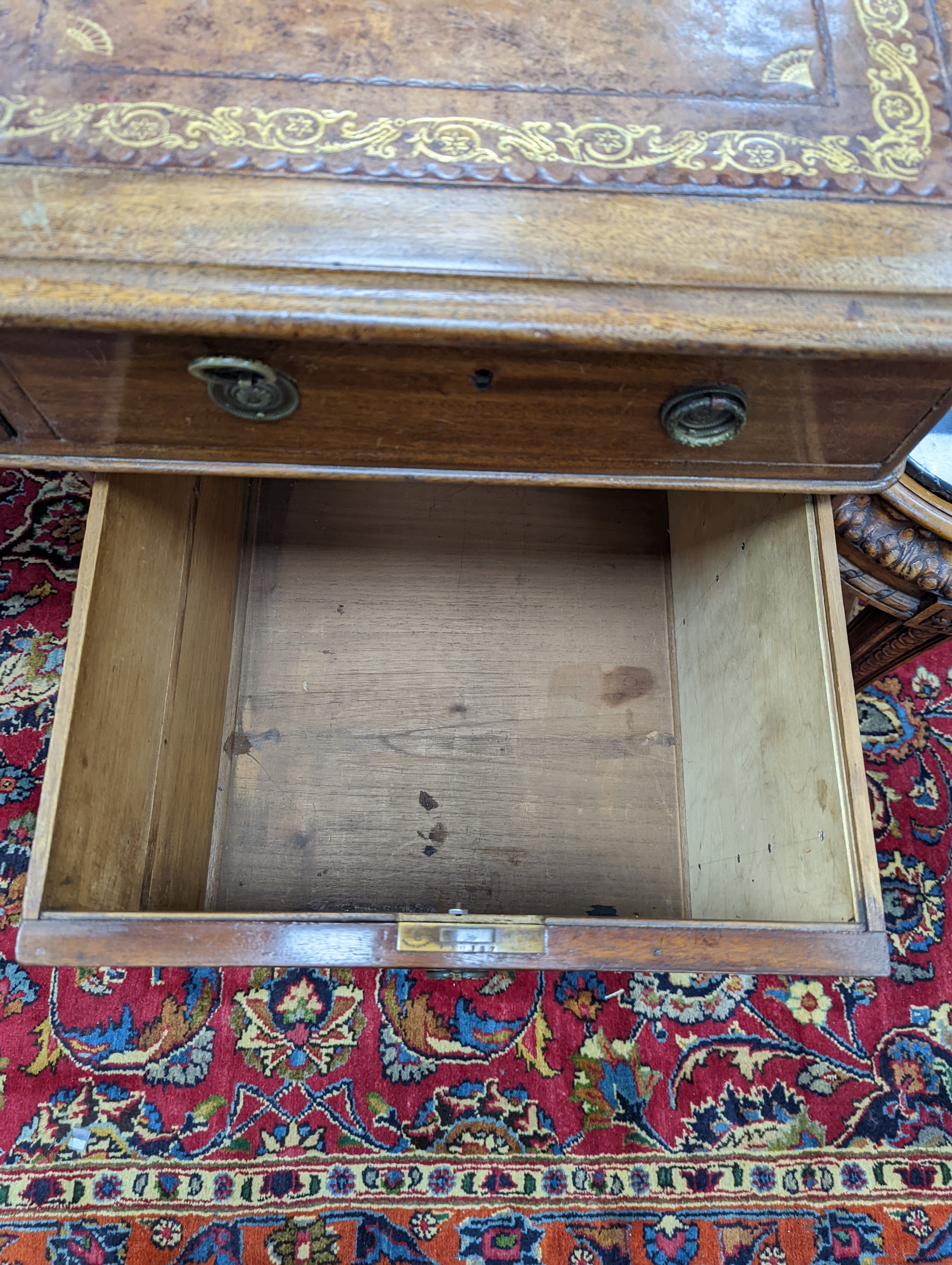 A Victorian mahogany pedestal partner's desk, length 152cm, depth 98cm, height 78cm